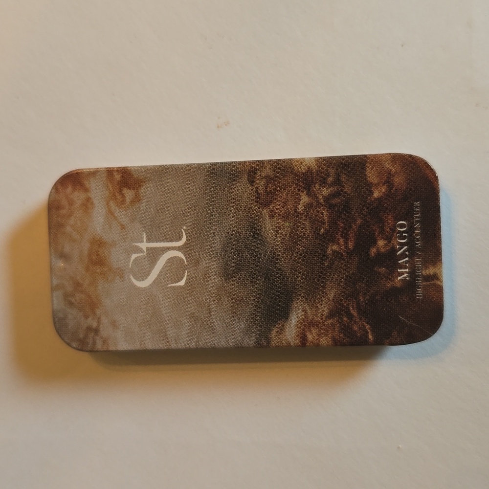 Seint Mango Contour